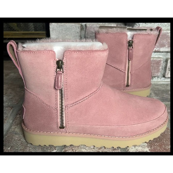 UGG Women Classic Zip Mini Boot Shell Size 8 brand new - Picture 4 of 9